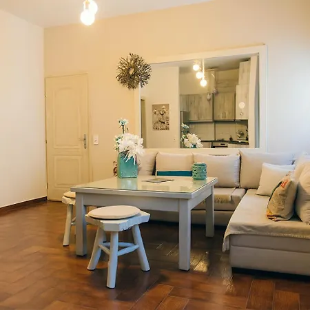 Summer House Collection - A Secluded Getaway Perissa (Santorini)