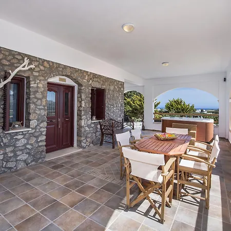 Villa Summer House Collection - A Secluded Getaway