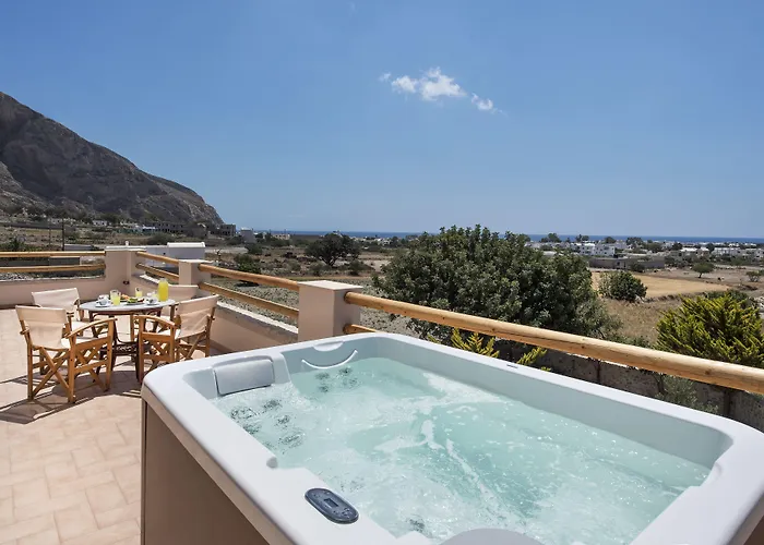 Villa Summer House Collection - A Secluded Getaway