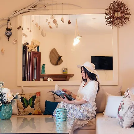 Вилла Summer House Collection - A Secluded Getaway Перисса