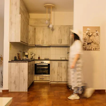 Summer House Collection - A Secluded Getaway *