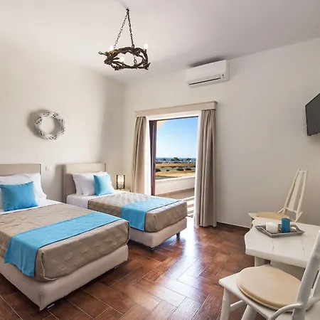 Summer House Collection - A Secluded Getaway Villa