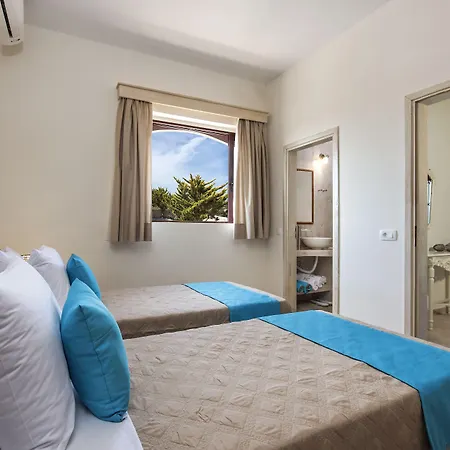 Summer House Collection - A Secluded Getaway *