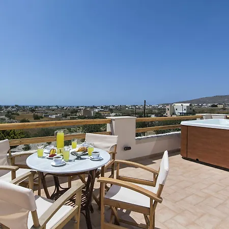 Summer House Collection - A Secluded Getaway * Perissa (Santorini)