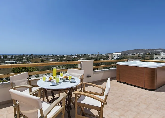 Summer House Collection - A Secluded Getaway * Perissa (Santorini)