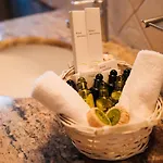 Summer House Collection - A Secluded Getaway Perissa (Santorini)