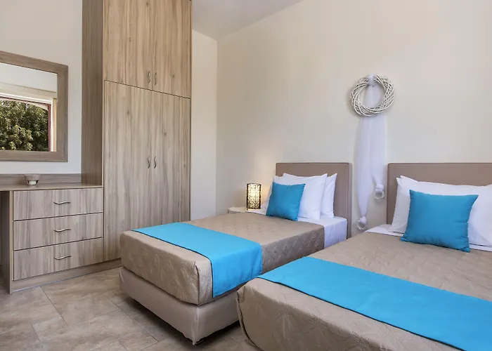 Villa Summer House Collection - A Secluded Getaway *